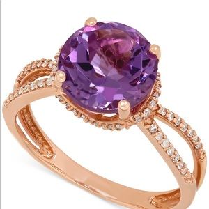 Amazing amythyst diamond ring! Size 7